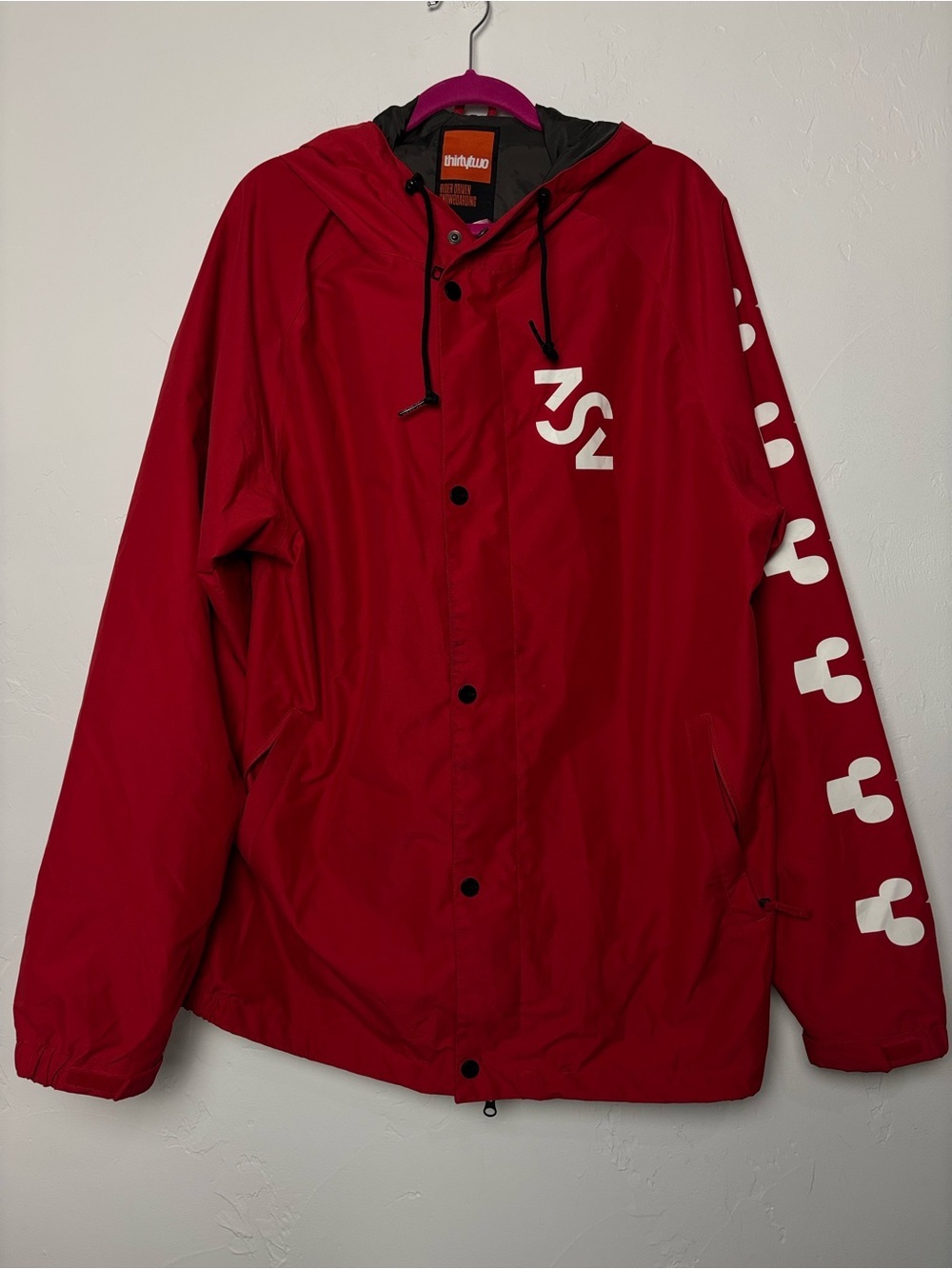 ThirtyTwo Men's XL Snowboarding Jacket Coat Red XL 10K MM Hooded Grasser Jacket